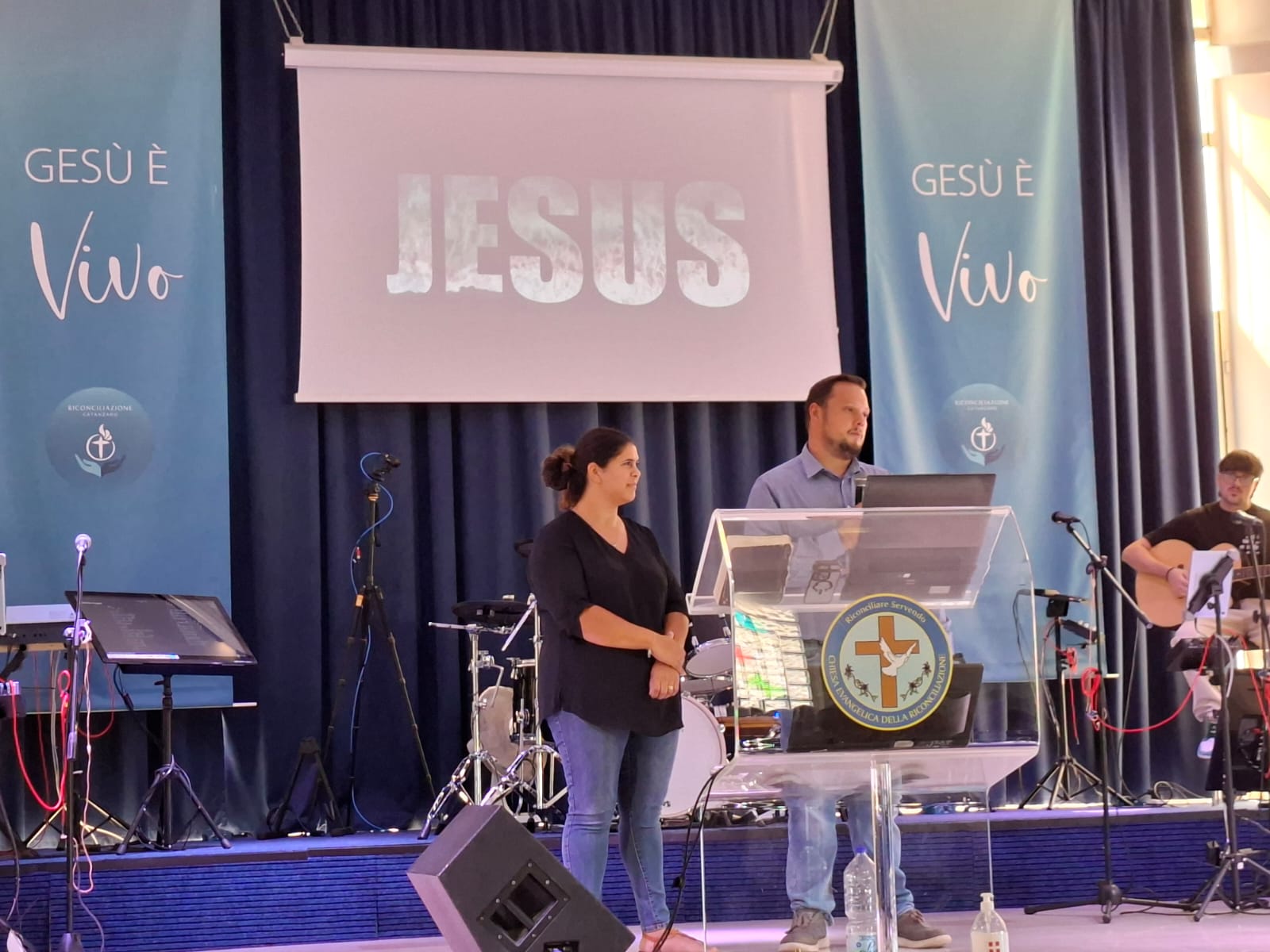 f947dbf6-4818-4a7d-8070-0f7baf976323-2